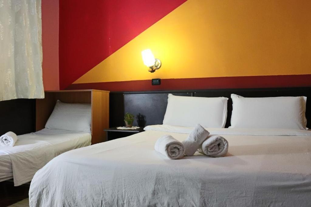 Hotel Rex Tirana Exteriör bild