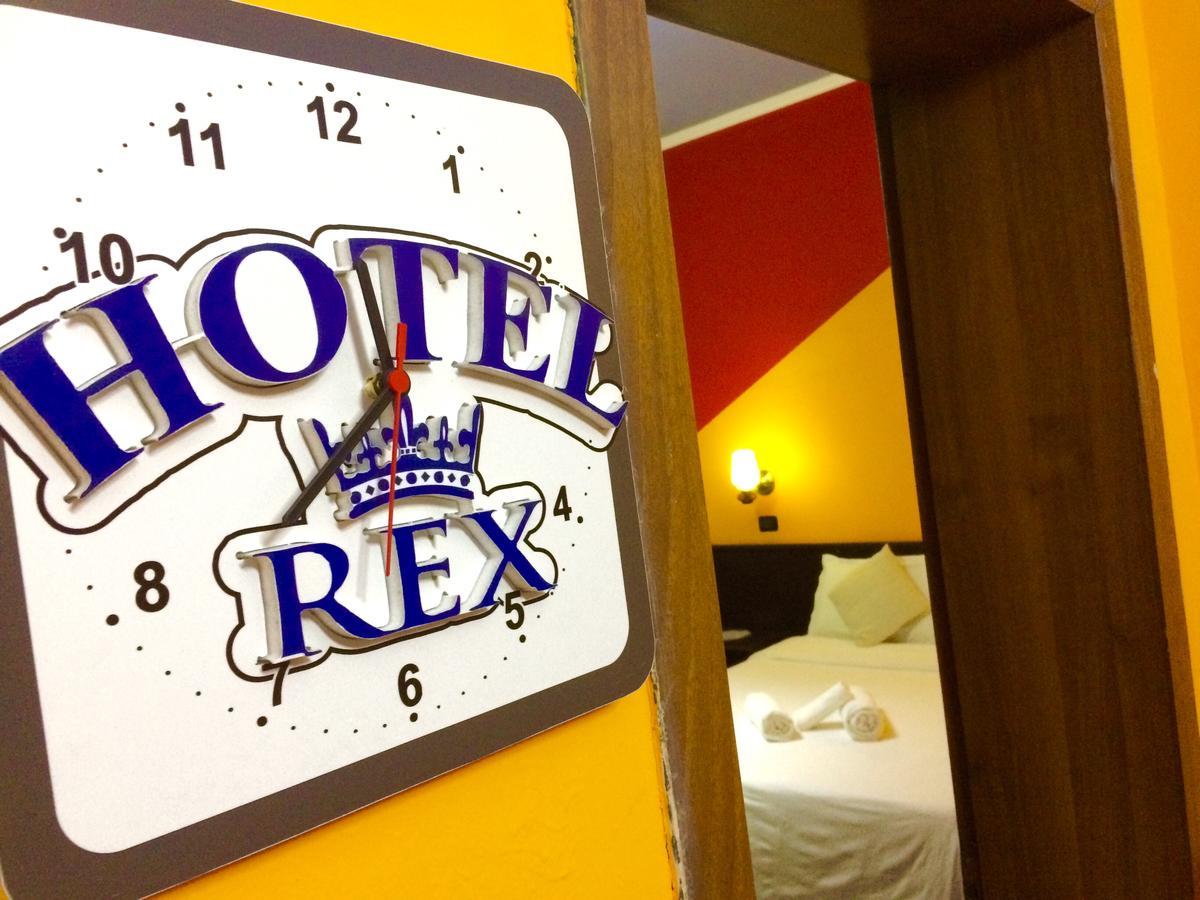 Hotel Rex Tirana Exteriör bild
