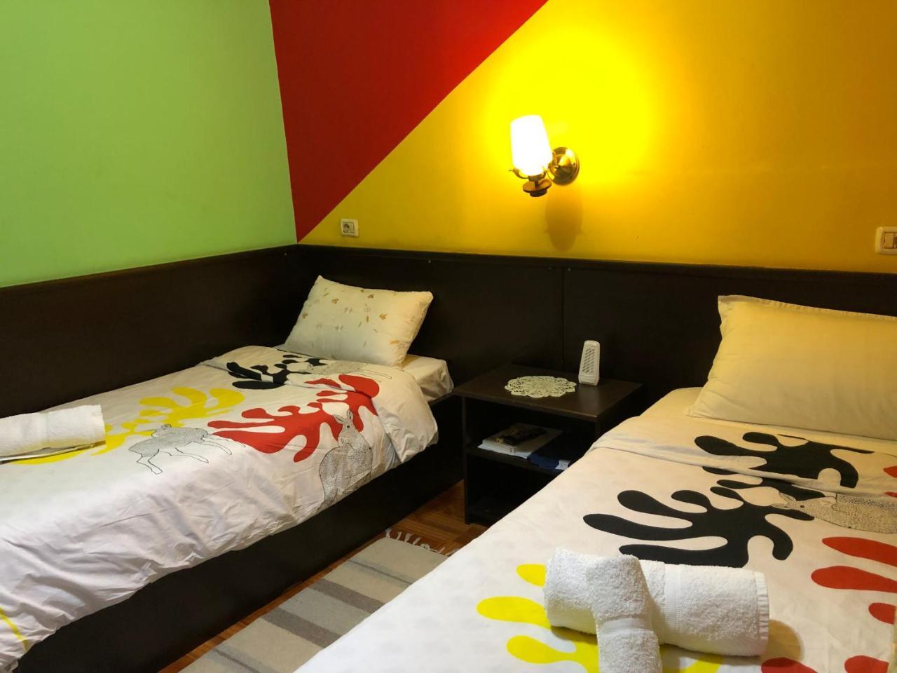 Hotel Rex Tirana Exteriör bild