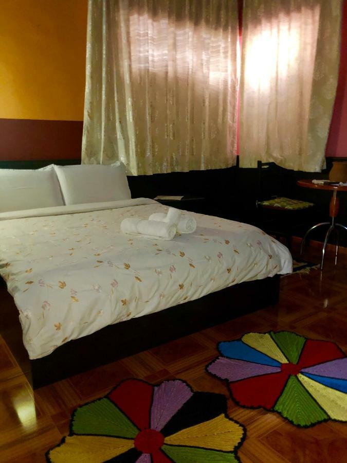 Hotel Rex Tirana Exteriör bild